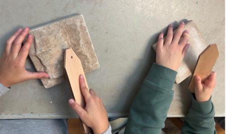 Exkursion ins Landesmuseum – Zeitreise in die Steinzeit